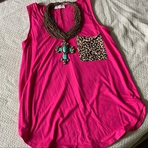 Hot Pink Tank With Cheetah Pocket 💗